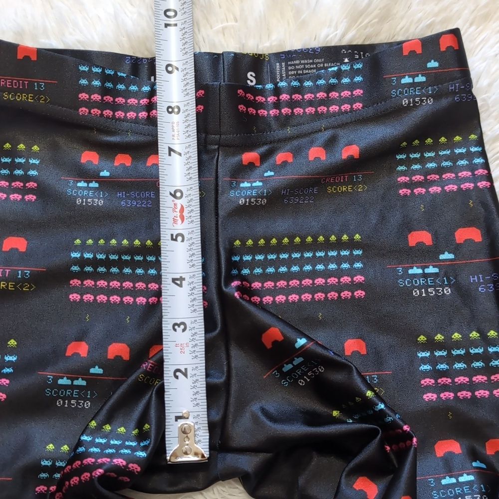 Blackmilk Rainbow Space Invaders Video Game Score Print Leggings Size Small - Picture 12 of 13